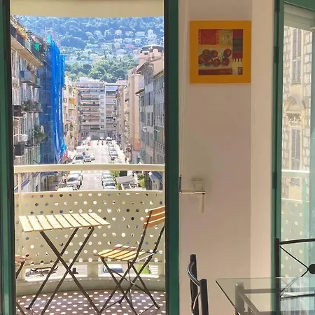 Apartment 2 Flat Garibaldi/port In Nice